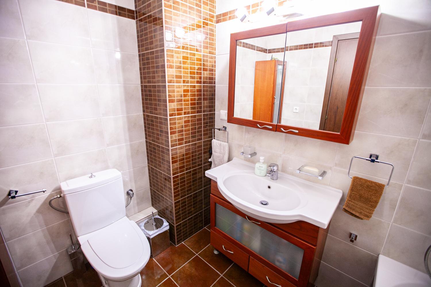 Rodon Apartment With Great View, Sauna And Jacuzzi Litochoro Exterior photo